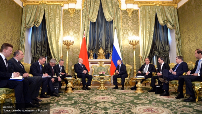 Лукашенко и Путин договорились «укреплять взаимодействие по всем направлениям»