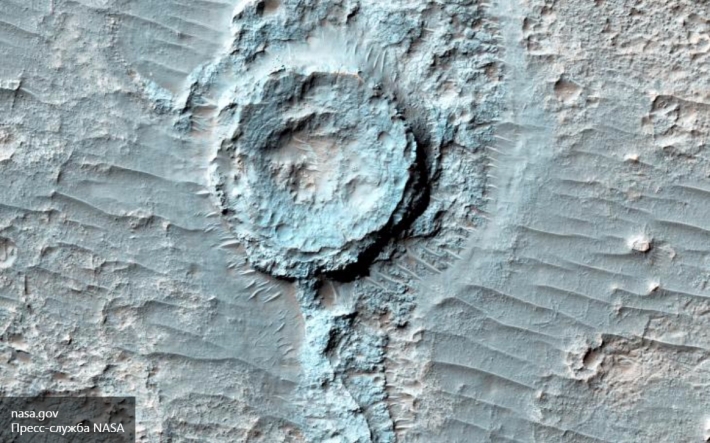 НАСА нашло «перевернутый кратер» на Марсе