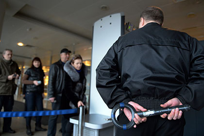 В Сочи задержали мужчину с 17 кг турецкого вазелина