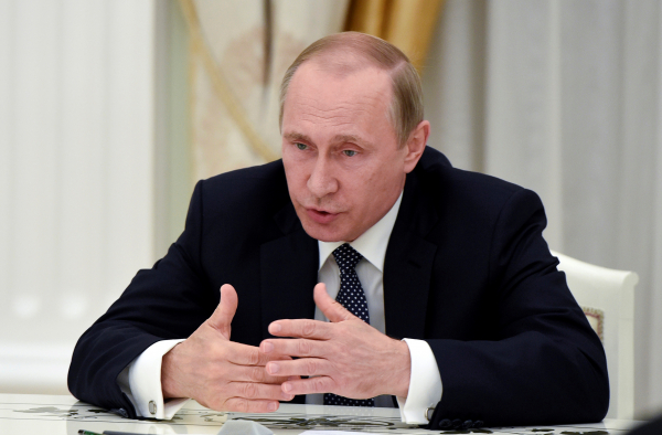 Путин предложил ОКР сделать независимую антидопинговую комиссию
