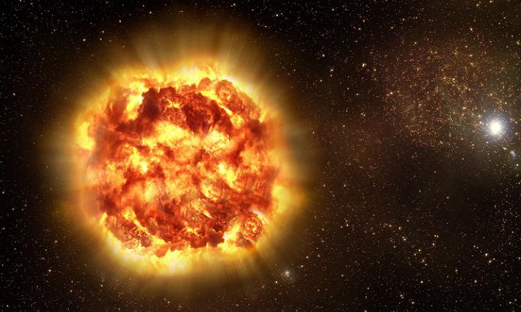Вспышку сверхновой звезды в первый раз увидели в оптическом спектре