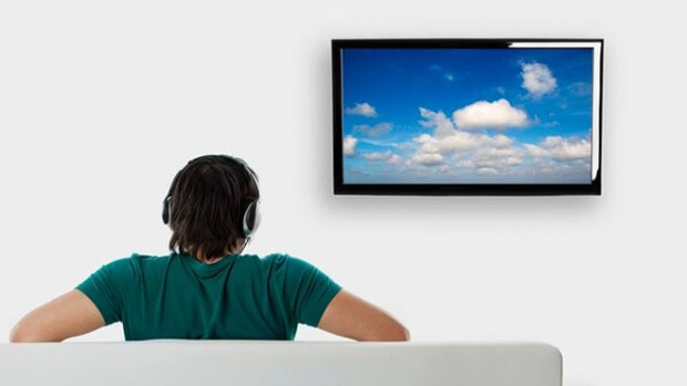 Частый просмотр телевизора понижает память и интеллект у людей — ученые