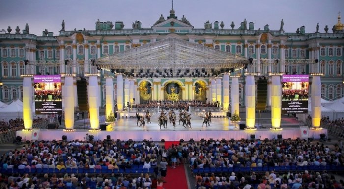 В Петербурге состоится премьерное open-air выступление примы мировой оперы Анны Нетребко