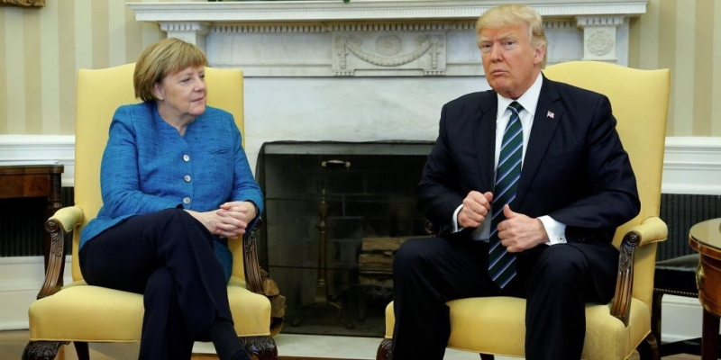 Трамп обсудил с Меркель урегулирование конфликта в государстве Украина