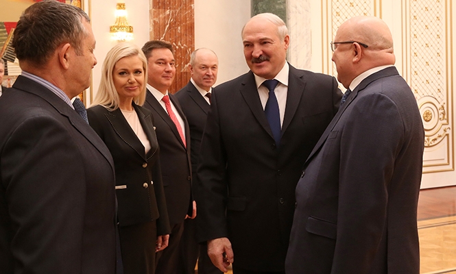 Лукашенко объявил о невозможности отказа от русского языка в республики Белоруссии