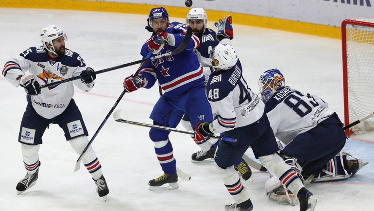 Игрок «Металлурга» Кошечкин признан лучшим вратарем заключительной серии плей-офф КХЛ