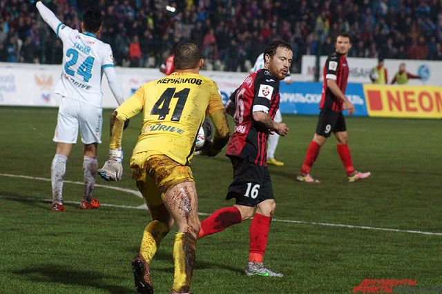 Гол забил гол: «Уфа» в гостях вничью сыграла с «Амкаром»