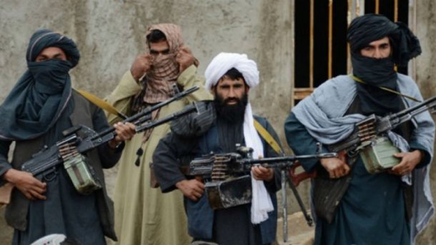 Число жертв атаки талибов на военную базу в Афганистане достигло 140