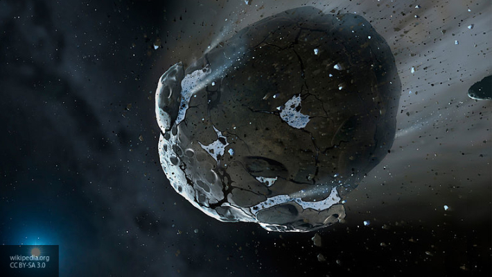 К Земле приближается опасный астероид