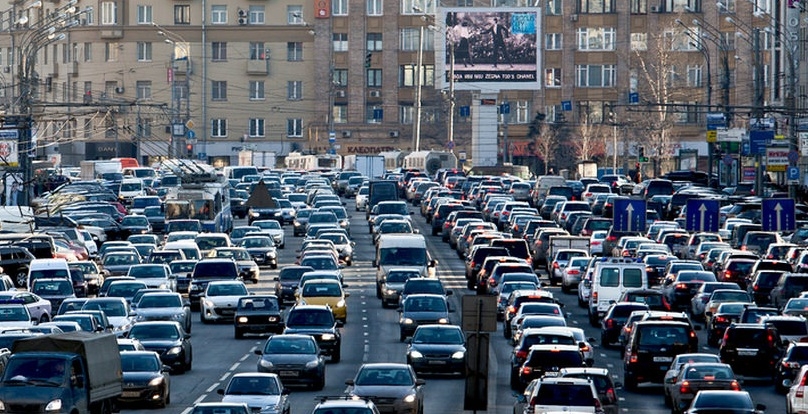 Пробки в столице РФ достигли восьми баллов — Предпраздничный ажиотаж