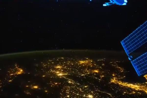Астронавт с МКС запечатлел «защитное поле» Земли