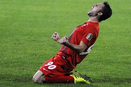 Футбольный «Енисей» одержал победу 1-ый стыковой матч за выход в Премьер-лигу