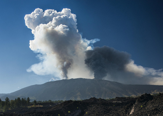 Геологи прогнозируют скорое извержение супервулкана у Неаполя