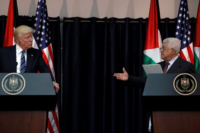 М.Аббас объявил Д.Трамп о готовности к переговорам с Израилем