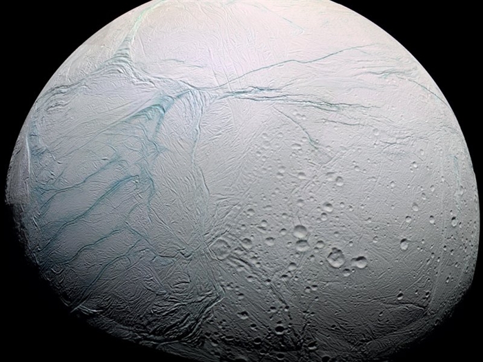 Спутник Энцелад может быть уместен для жизни — Ученые