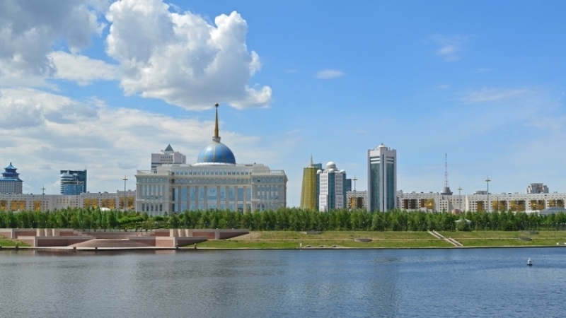 В Астане прошел крупнейший военный парад в истории Казахстана