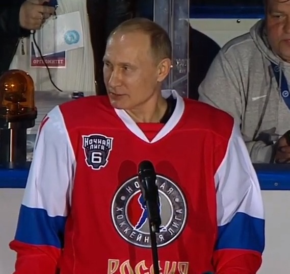 Путин забросил 7 шайб в матче Ночной хоккейной лиги