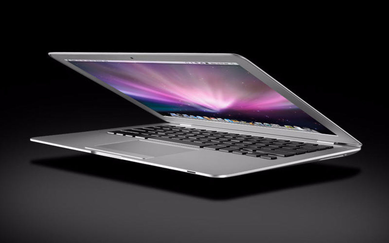 Apple представит в начале лета три обновленные модели ноутбуков