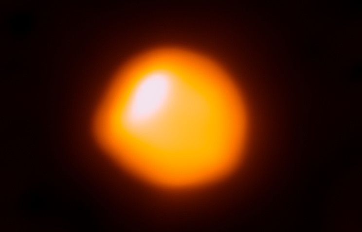 Ученые получили детальный снимок красного сверхгиганта из созвездия Ориона
