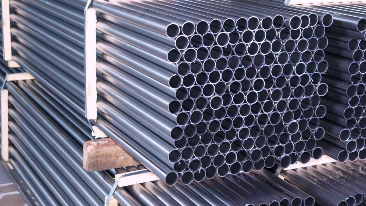 Тонкостенная стальная труба: виды и особенности производства