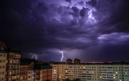 Сильный ветер, дождь и град ожидаются в Татарстане 4 июня