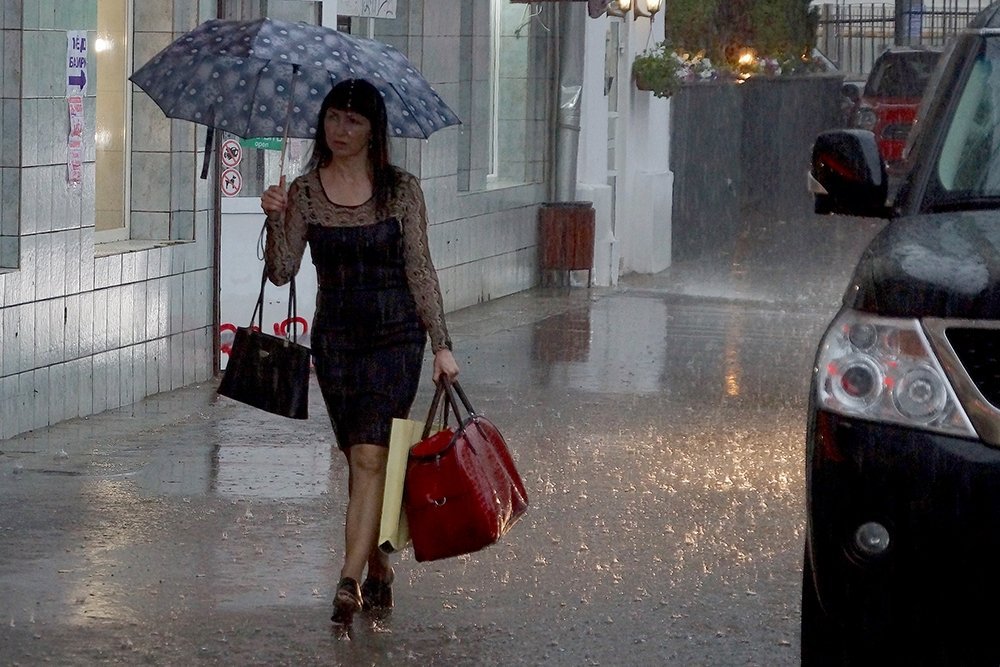 МЧС выпустило экстренное предупреждение об ухудшении погоды в столице