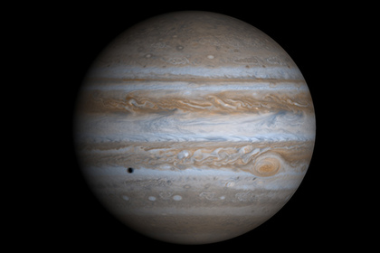 NASA опубликовало первые фотографии огромного красного шторма на Юпитере