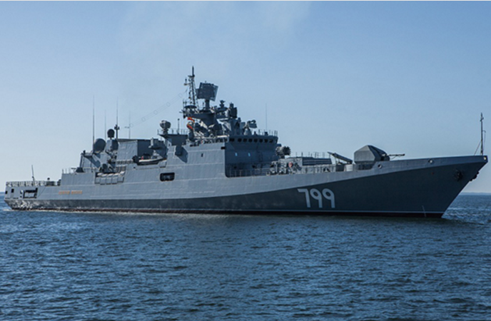 В Петербург на морской салон прибыли 16 военных кораблей ВМФ Российской Федерации