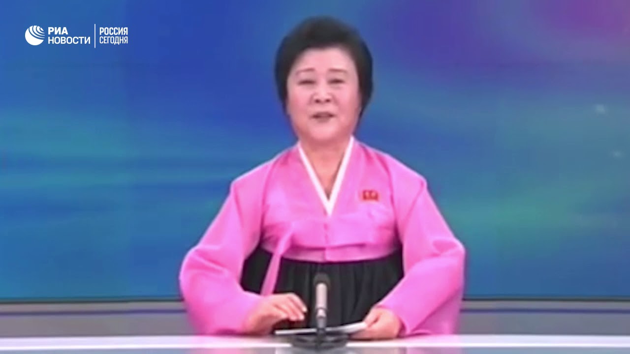 Главная ведущая северокорейского ТВ Ли Чхун Хи