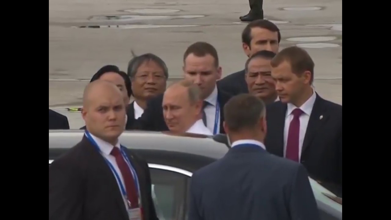Владимир Путин прибыл во Вьетнам для участия в саммите АТЭС