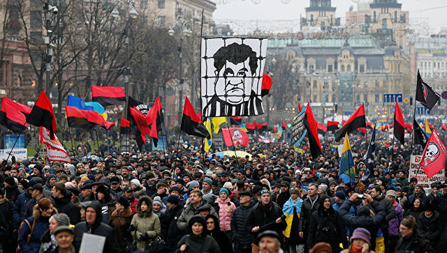 Сторонники Михаила Саакашвили вновь организовали митинг за импичмент Петра Порошенко