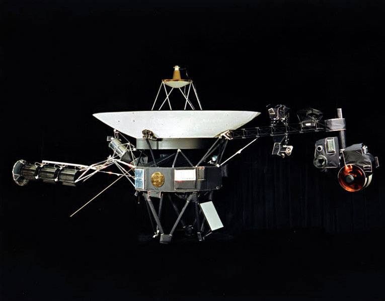 NASA в первый раз за 37 лет запустило дополнительные двигатели «Вояджера-1»