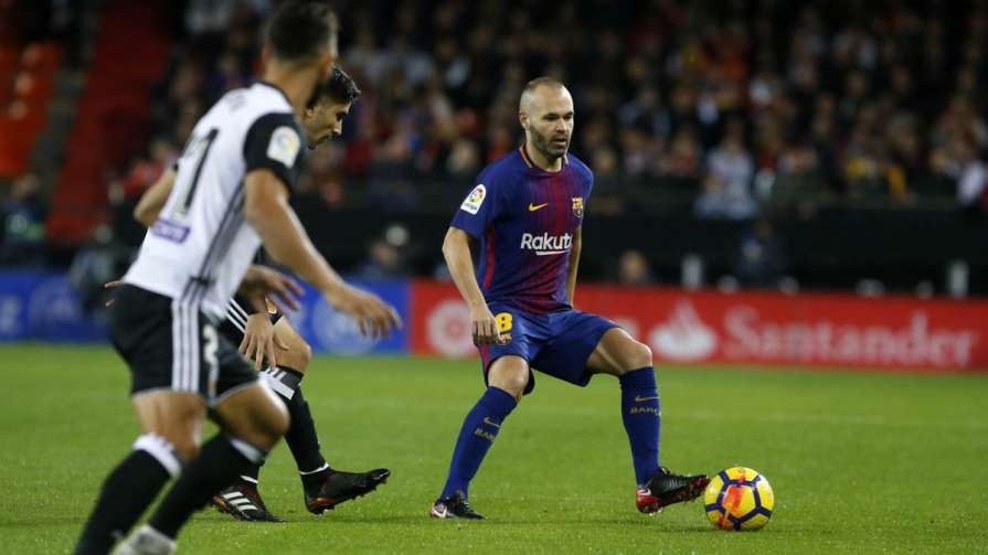 Месси, Суарес и Паулиньо — в основе «Барселоны» на матч против «Валенсии»