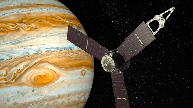 Уфологи отыскали рухнувший на поверхность спутника Юпитера загадочный НЛО