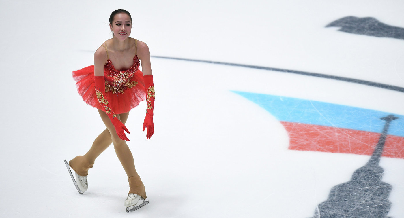 Алина Загитова стала чемпионкой РФ по фигурному катанию