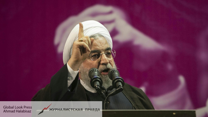 Роухани назвал причины массовых протестов в Иране