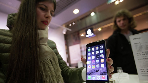 Извинение за намеренное замедление работы iPhone принесла компания Apple