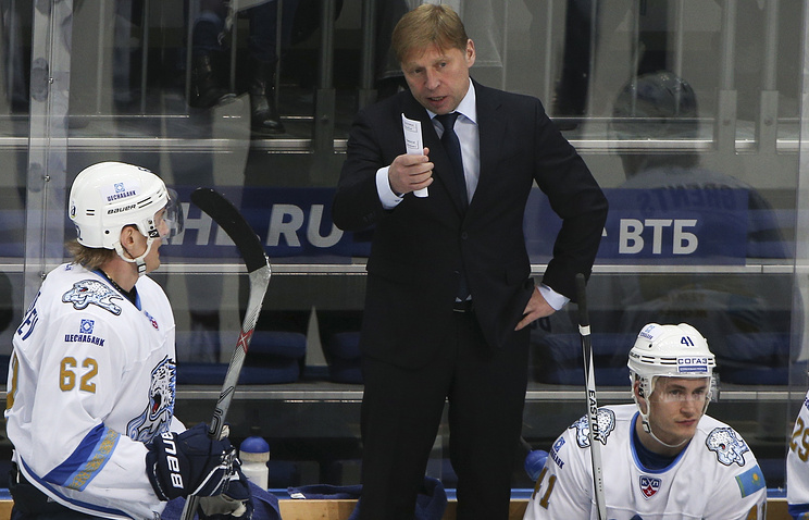 Хоккейный клуб «Барыс» отправил в отставку основного тренера Евгения Корешкова
