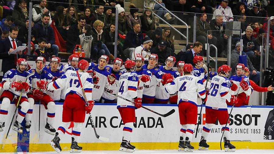 Молодежная сборная РФ по хоккею вышла в плей-офф ЧМ