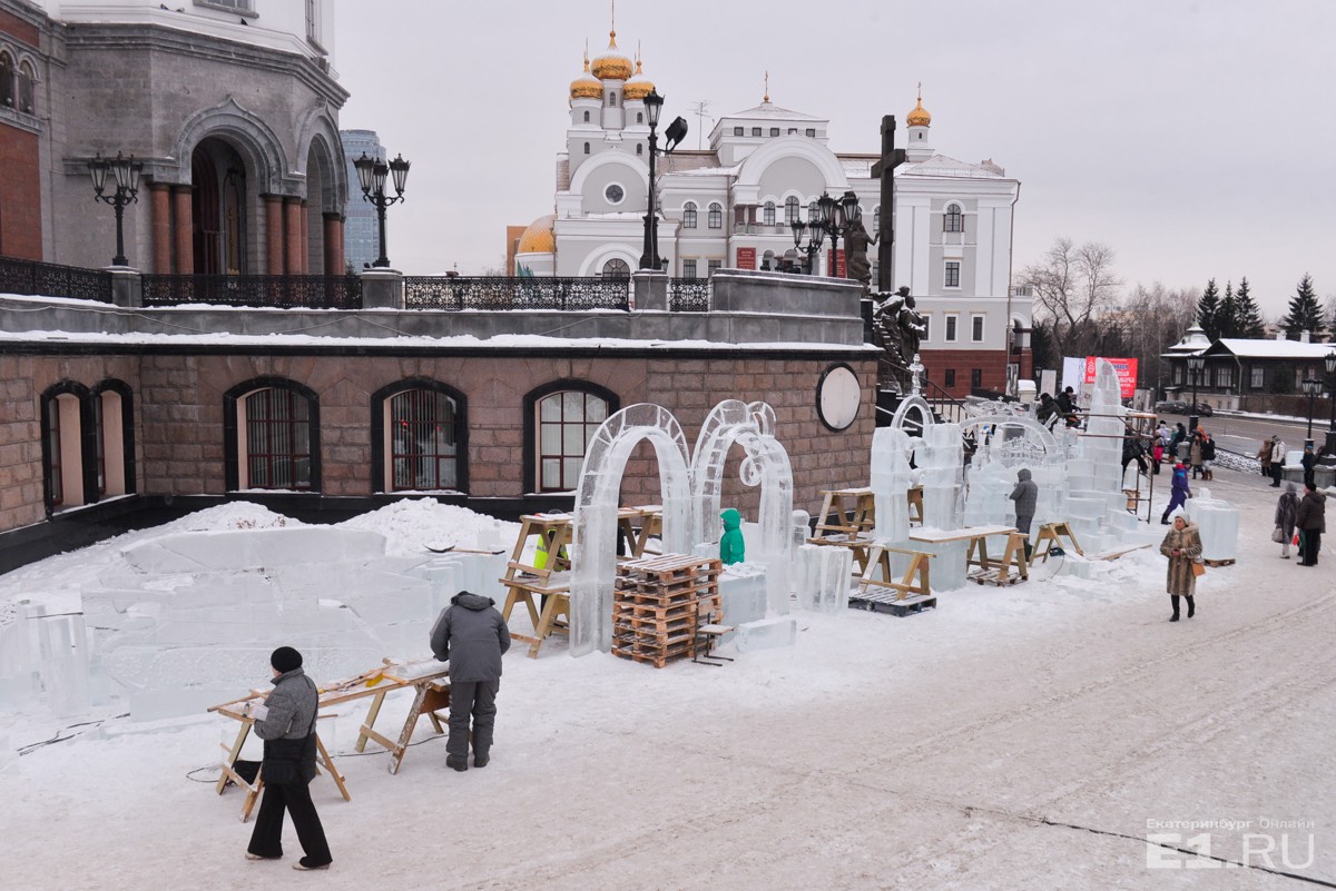 Двое иркутян стали победителями интернационального фестиваля ледовых скульптур