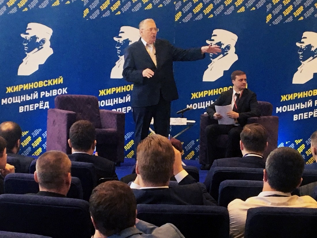 Жириновский лидирует в тратах на предвыборную кампанию