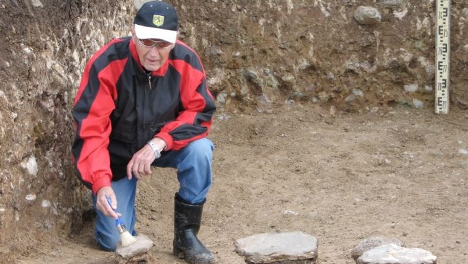 Медведев поздравил со 100-летним юбилеем археолога и человека-легенду Василия Любина