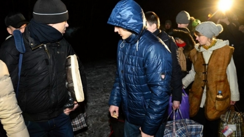 Порошенко прибыл в Донбасс, чтобы встретить пленных