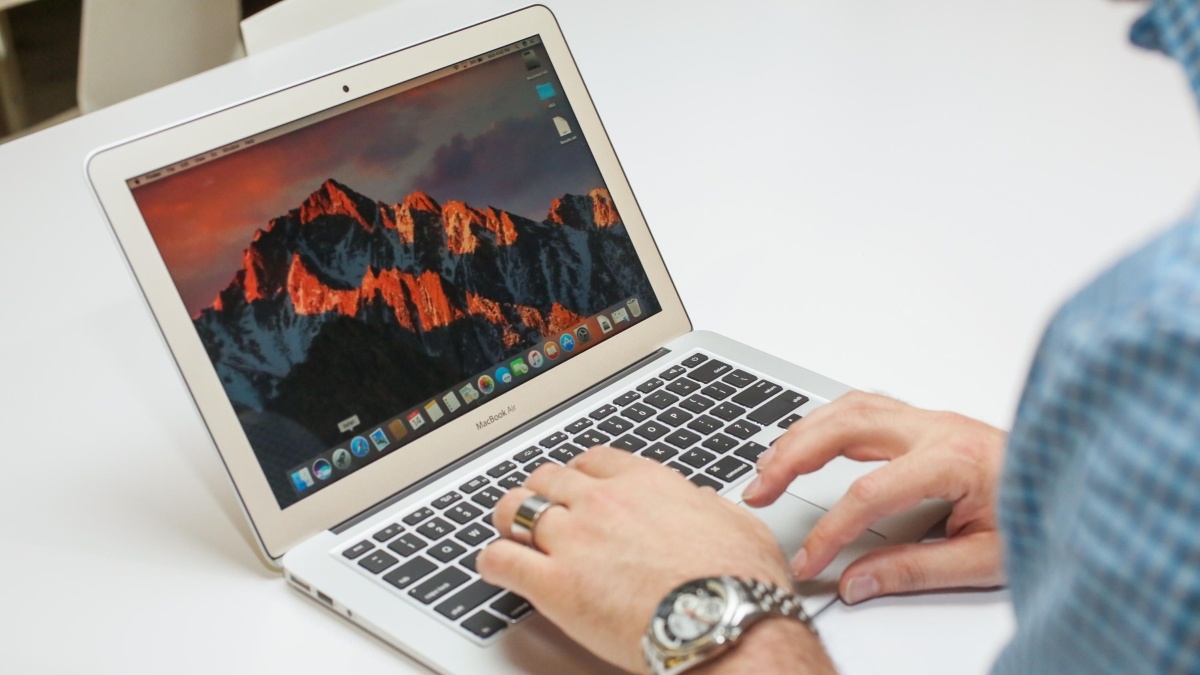 Apple выпустит бюджетный MacBook на смену MacBook Air
