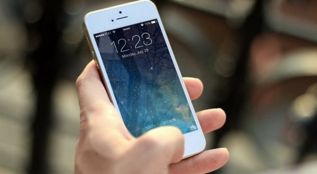 Генпрокуратура Франции начала расследование против Apple из-за махинаций с iPhone