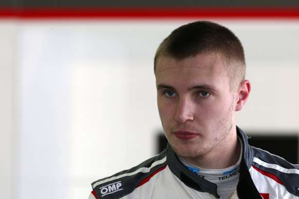 Житель россии Сироткин стал пилотом команды «Формулы-1»