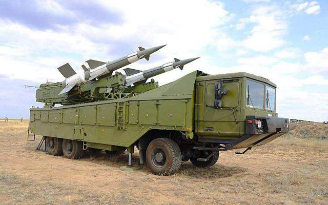 Порошенко: «Укроборонпром» готовится к серийной модернизации зенитно-ракетных комплексов