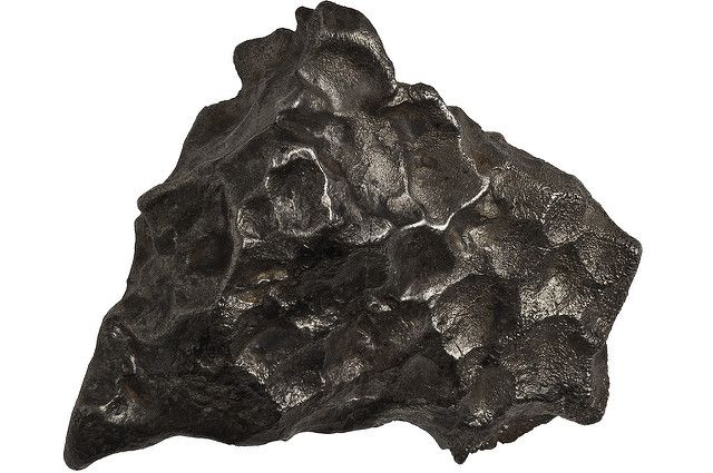Фрагмент метеорита продали в США за рекордную сумму