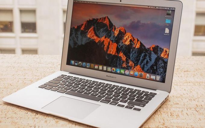 Apple хочет потрясти рынок бюджетным MacBook Air в текущем 2018 г