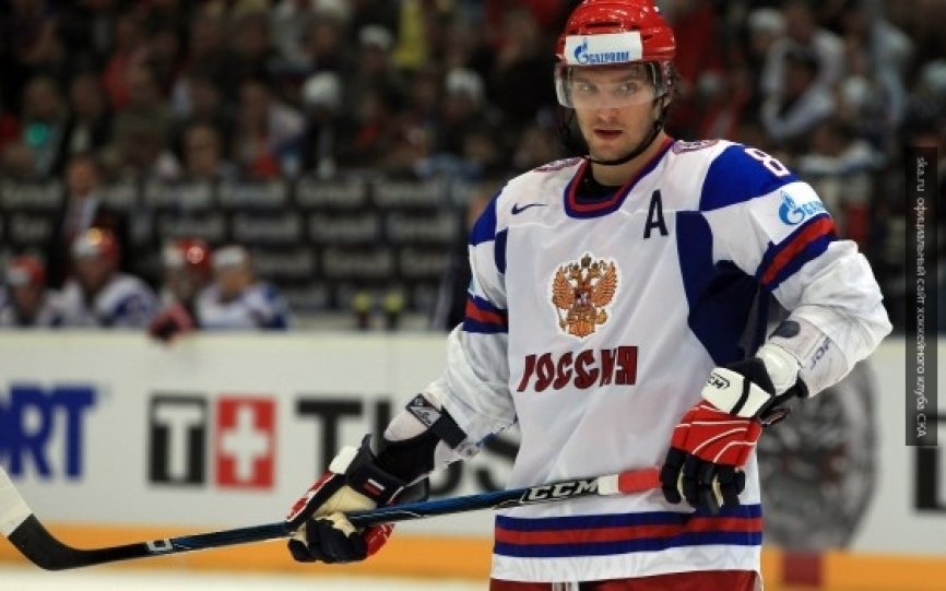 «Мужики, красавцы»: Овечкин поздравил русских хоккеистов с победой на Олимпиаде